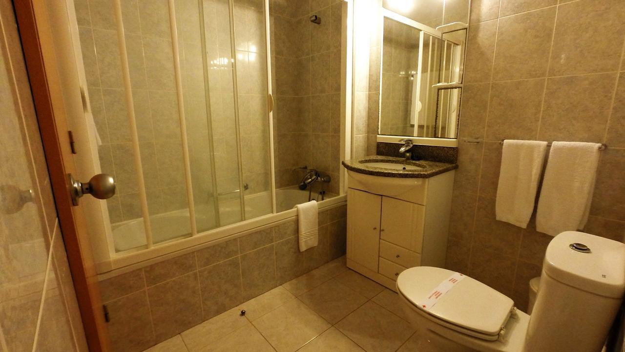 Apartamentos Turisticos Vila Praia Vila Praia de Ancora Bagian luar foto