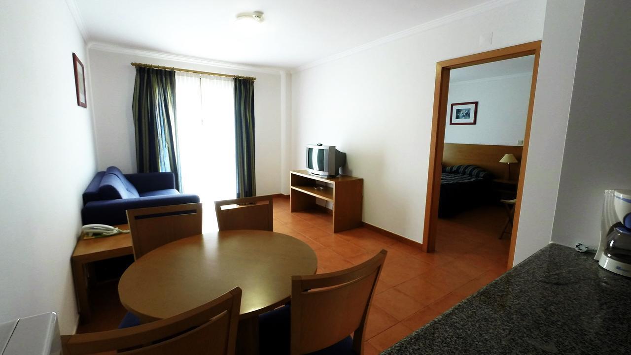 Apartamentos Turisticos Vila Praia Vila Praia de Ancora Bagian luar foto